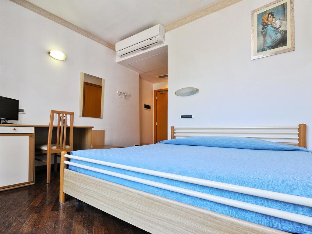 Albergo Bice 세니갈리아 외부 사진