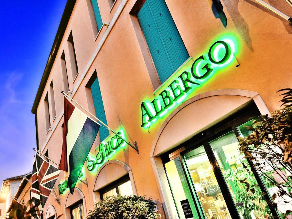 Albergo Bice 세니갈리아 외부 사진
